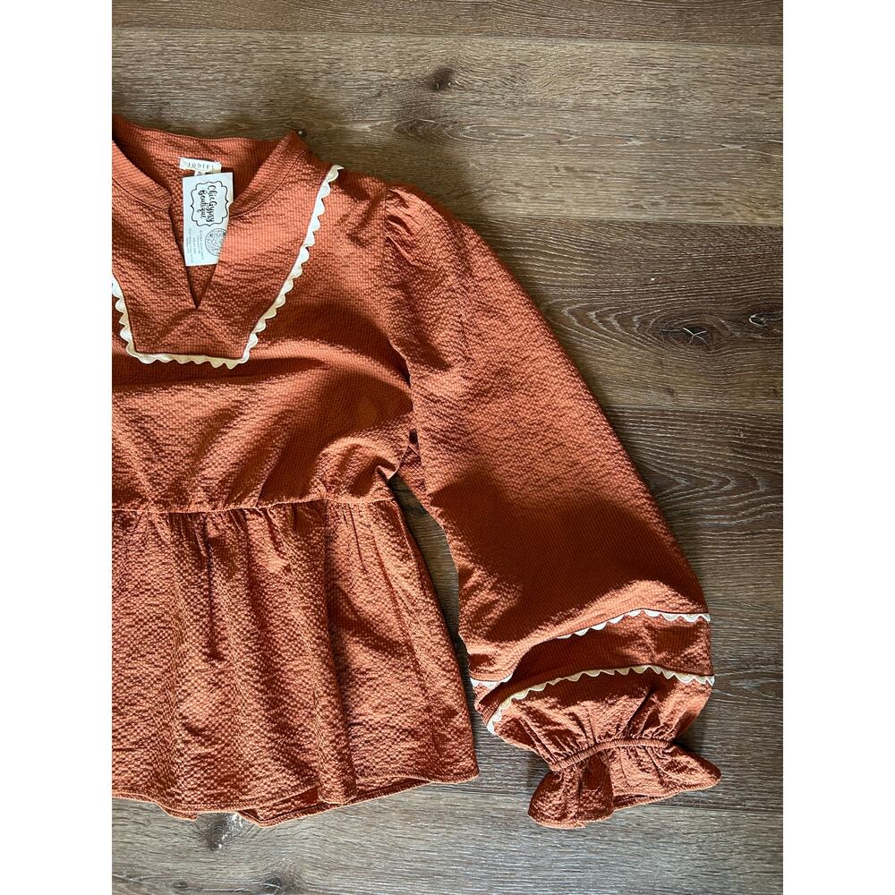 NWT Jodifl XL Rust Textured Peplum Blouse Scallop Trim Puff Sleeve Top - Picture 3 of 9